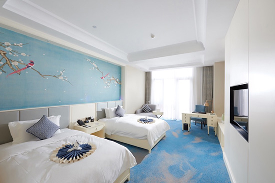 濰坊市推出“濰坊有海 歡樂濱?！碧厣穆卯a品，激活濱海旅游新動能